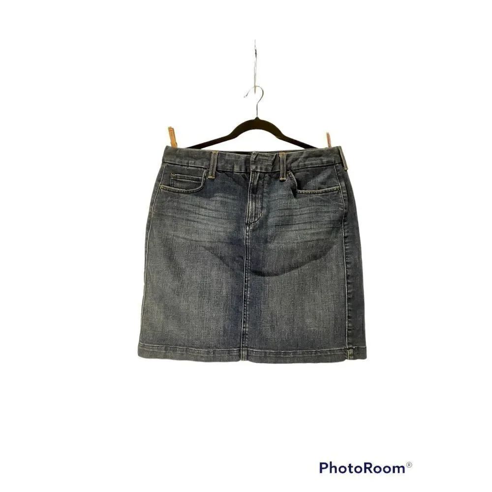 Banana Republic denim skirt size 10